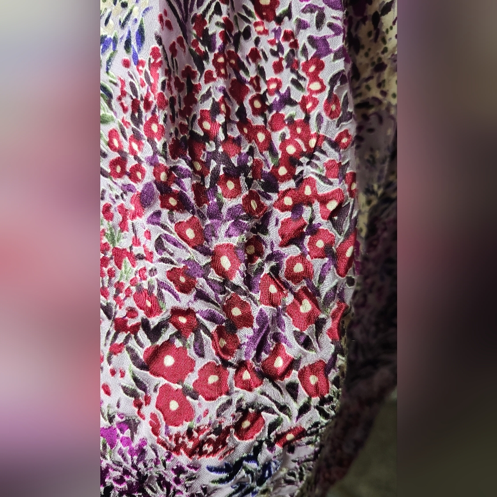 Floral Sleeveless Top - Purple and Red - Picture 2 of 6